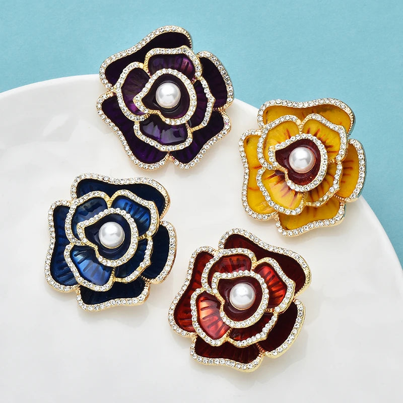 Broche Camélia · Émail