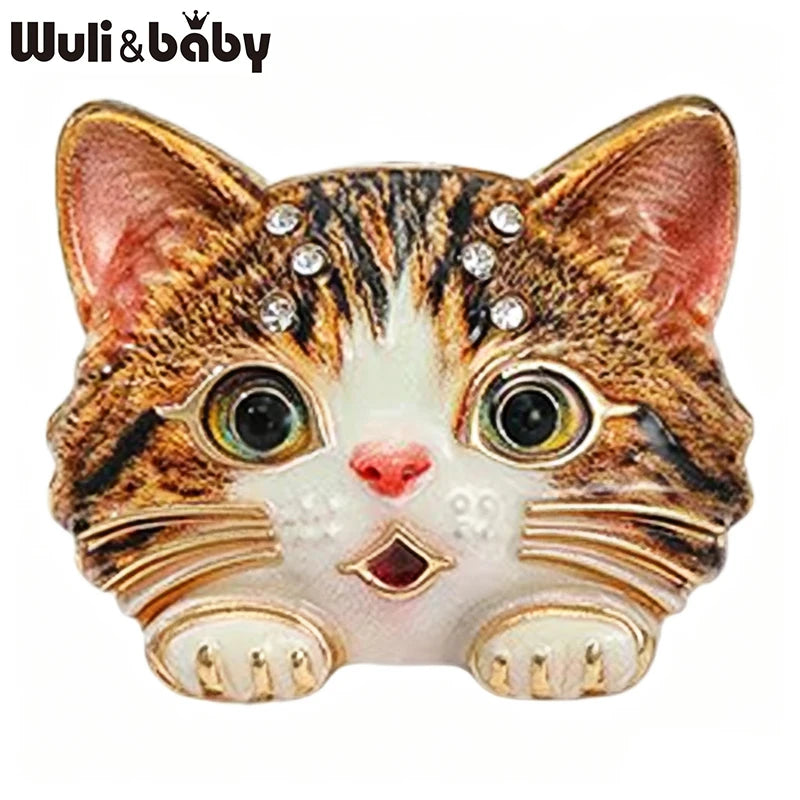 Broche Chat