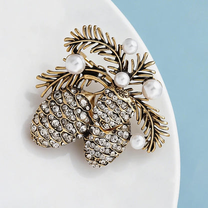 Broche Pomme de Pin Vintage