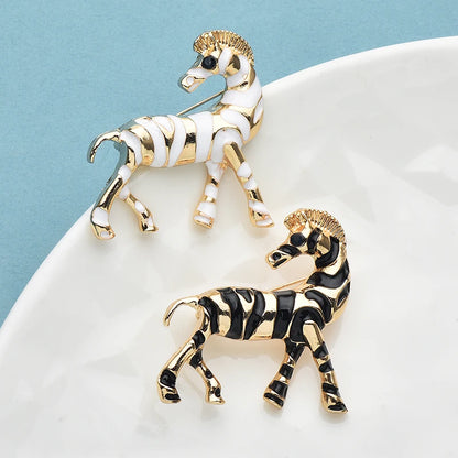 Broche Zèbre · Émail