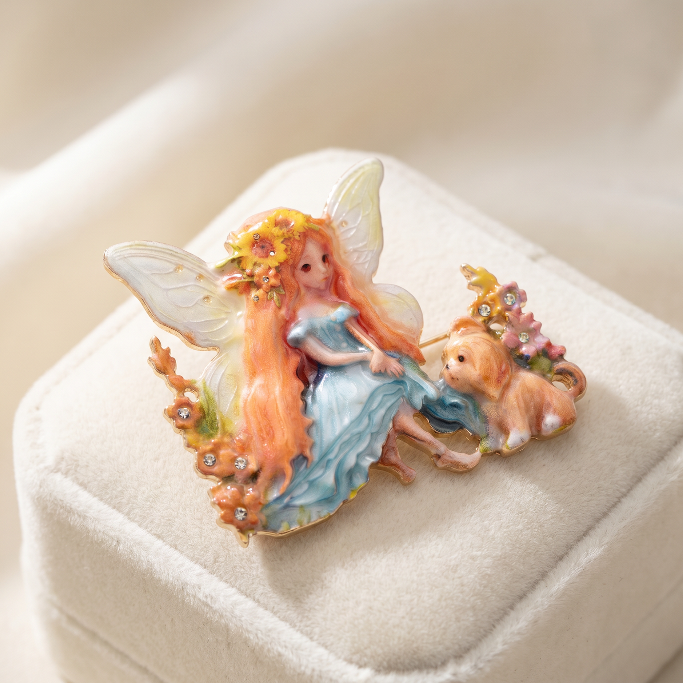Broche Papillon · Émail · Jaune · sur coussin