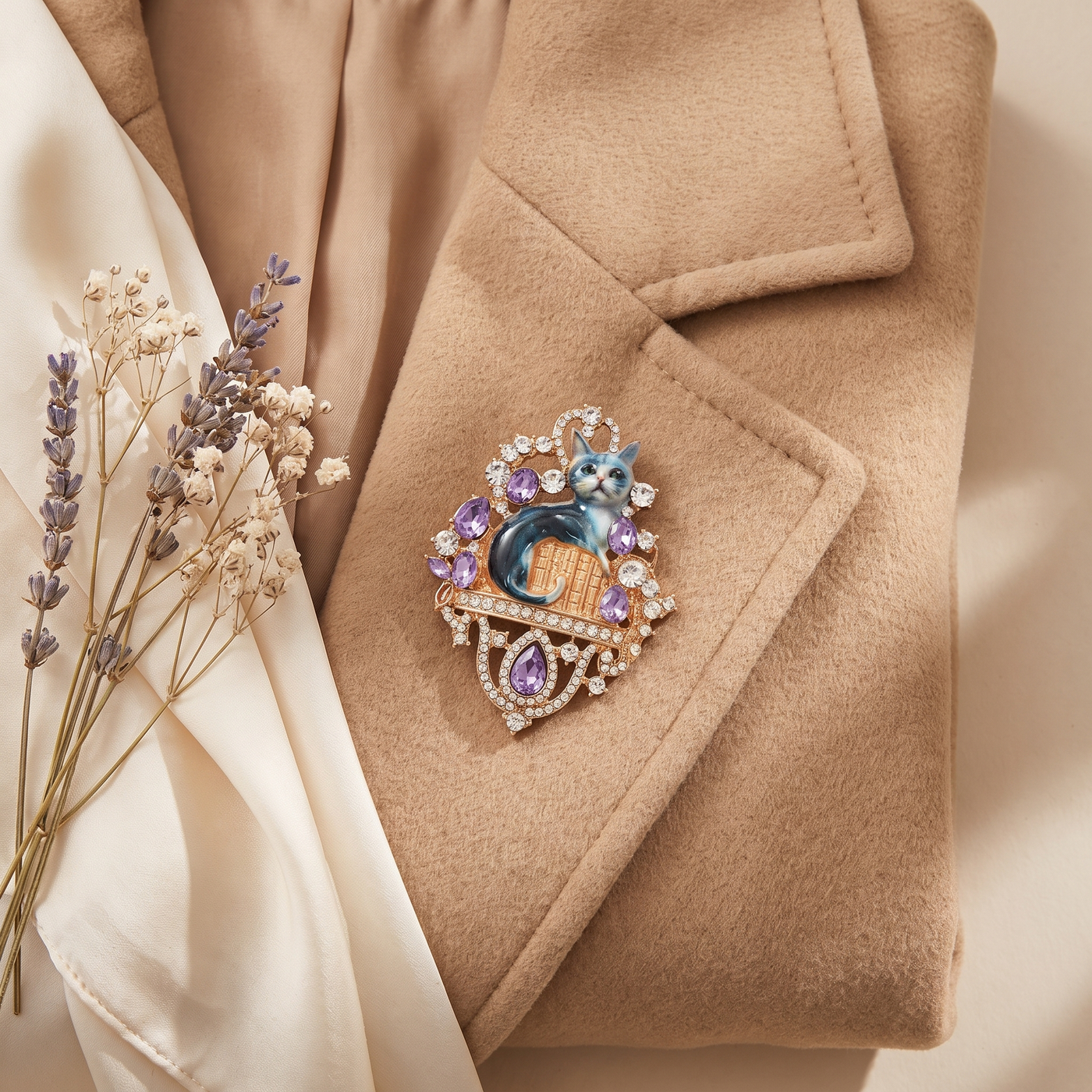 Broche Chat en cristal, bijou vintage Alyvoa · Bleu