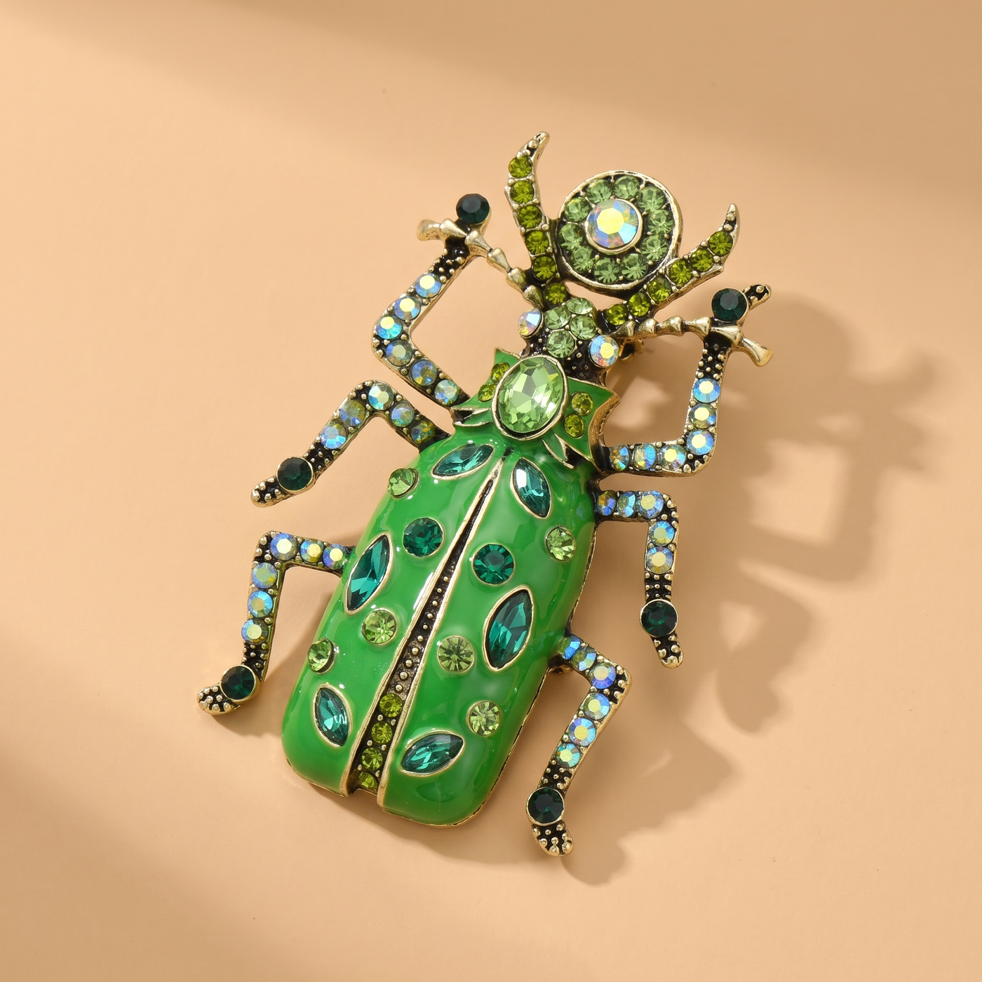 Broche Scarabée en cristal, bijou vintage Alyvoa · Vert